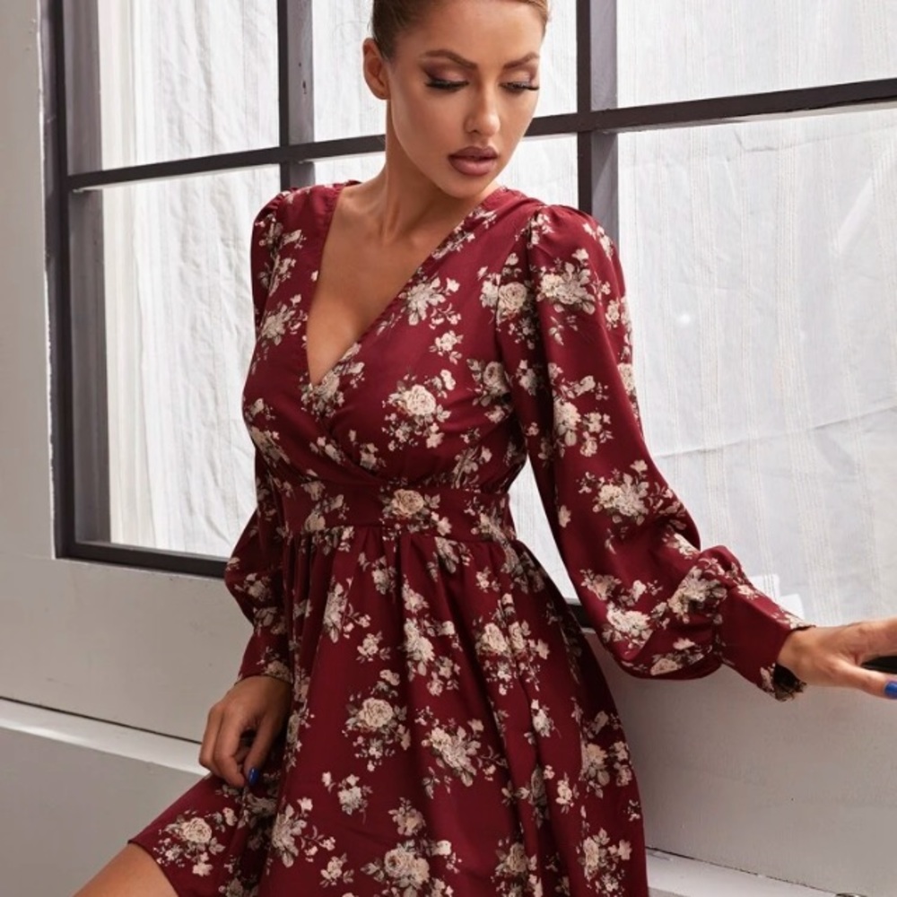 Long Sleeve Red Flower Dress - Picture 5 of 12